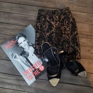 Worthington Black and Gold Paisley Pencil Skirt